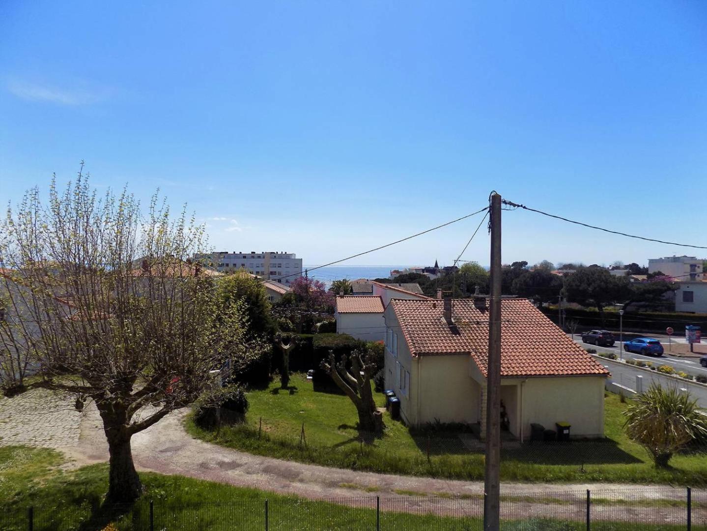 Royan - Appartement Vue Mer - A Seulement 300M Plage Et Commerces Luaran gambar